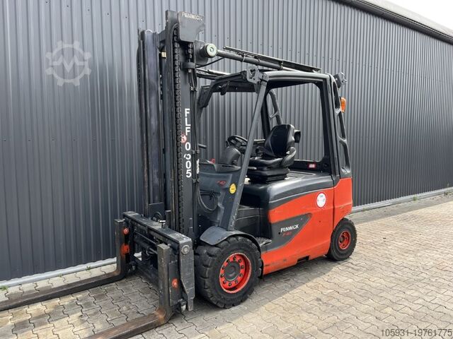 Электрический 4-х колесный вилочный погрузчик Linde E40H-01/600