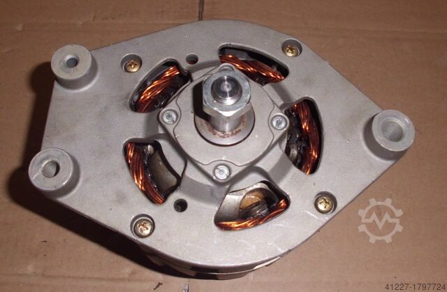 Alternador 28 V Bosch