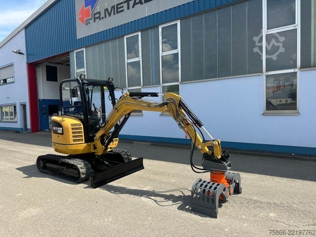 Minibagger CATERPILLAR 302.7 Powertilt Löffelpaket Sortiergreifer