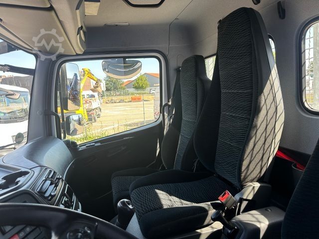 Kamion vetësbërëshkues MERCEDES-BENZ 1224 K Atego 2 Seiten Kipper Hiab 078 X Duo
