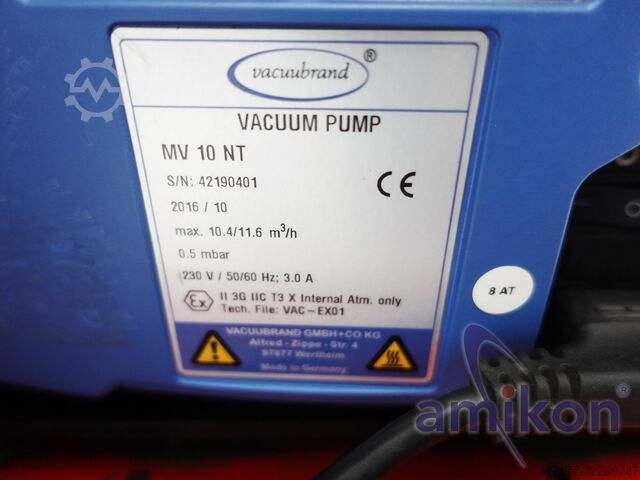 Vacuum SmartTest inclusiv pompă preliminară Pfeiffer HLT 560 Helium-Lecksucher
