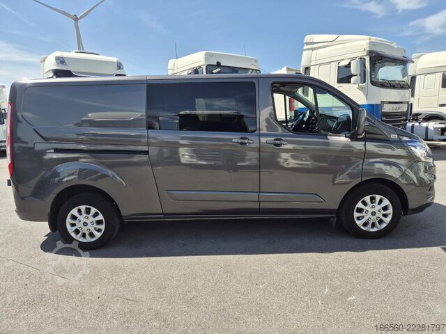 Vân Ford Transit CUSTOM DOUBLE CAB