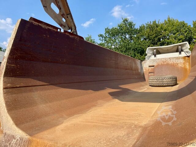 Kipper Fruehauf STEEL CHASSIS, STEEL DUMPER!   Full spring!  TO...