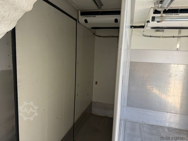 Chladený nákladný automobil MAN TGL 12.220 L FLEISCH-Kühlk.*5 Rohrbahnen*THERMO