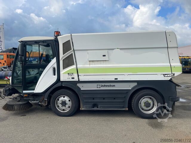 Barredora de calzadas Johnston C401
