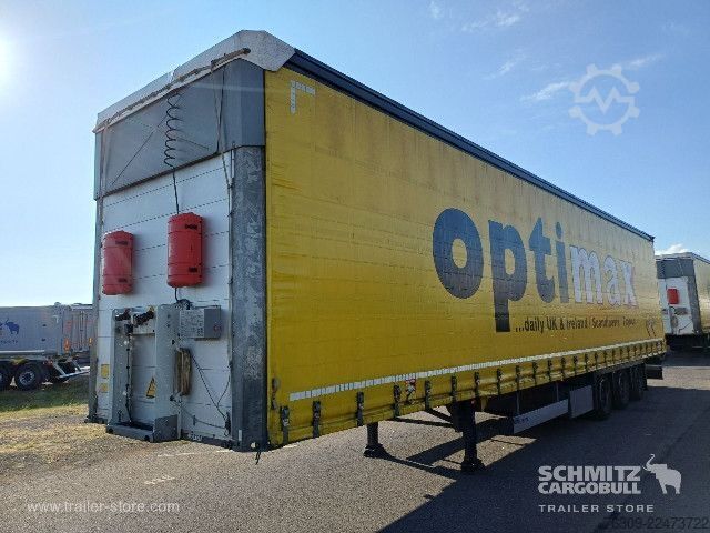 Opin hálf-vagn með segldúk Schmitz Cargobull Curtainsider Mega Getränke