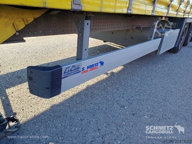 Opin hálf-vagn með segldúk Schmitz Cargobull Curtainsider Mega Getränke