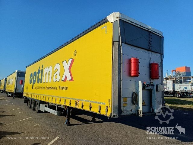 Opin hálf-vagn með segldúk Schmitz Cargobull Curtainsider Mega Getränke