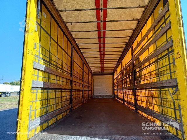 Opin hálf-vagn með segldúk Schmitz Cargobull Curtainsider Mega Getränke