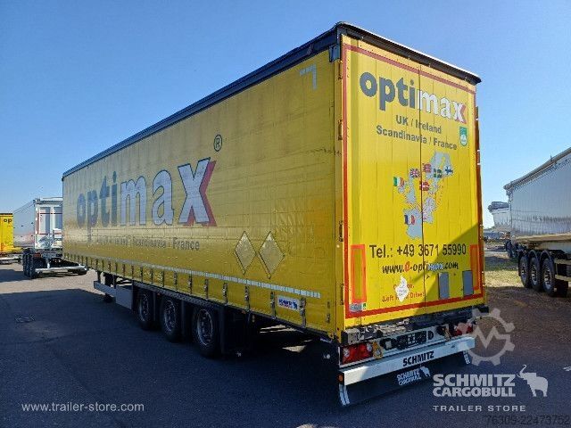 Opin hálf-vagn með segldúk Schmitz Cargobull Curtainsider Mega Getränke