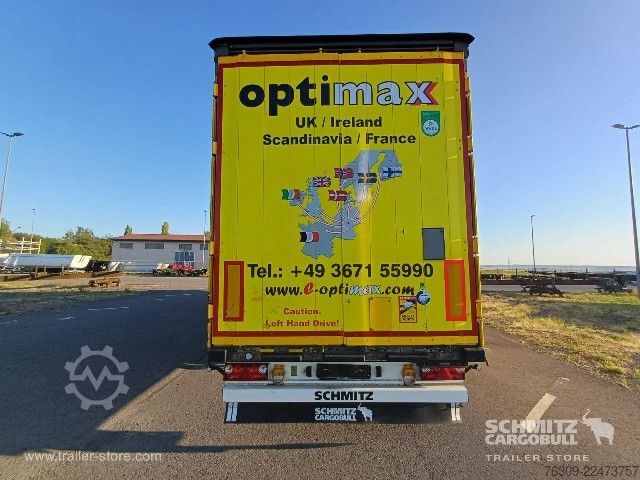 Opin hálf-vagn með segldúk Schmitz Cargobull Curtainsider Mega Getränke