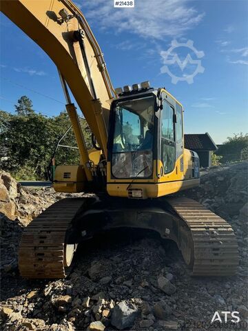 Gravemaskine med larvebånd Komatsu PC210LC-8 Crawler Excavator w/ 2 Buckets, Tilt and