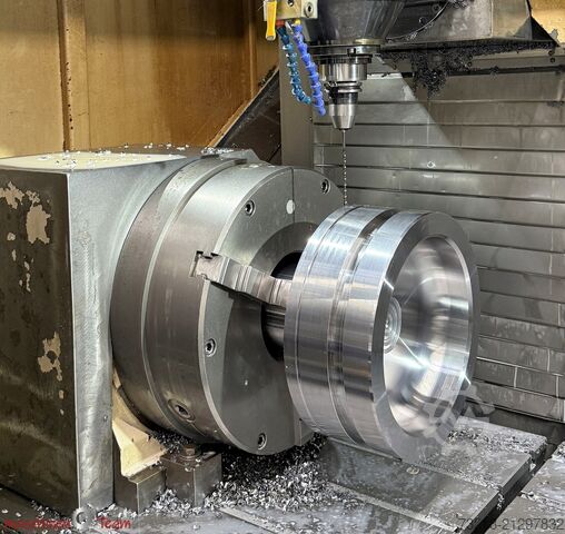 Κέντρο καθολικής κατεργασίας 5 αξόνων AXA VHC-3-M/K