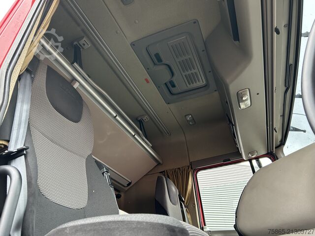 मानक SZM DAF XF 105 410 Space Cab / ATe / 698 dkm / Tacho V2...