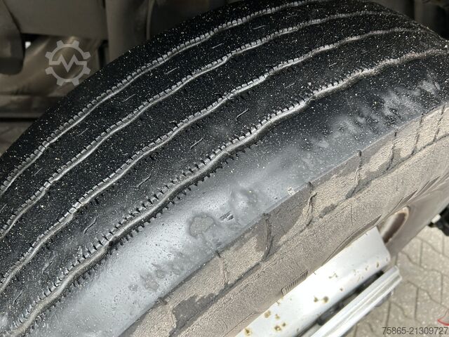 मानक SZM DAF XF 105 410 Space Cab / ATe / 698 dkm / Tacho V2...