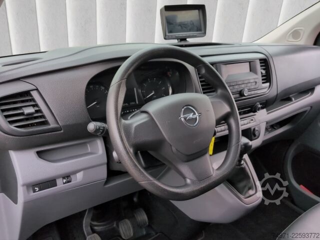 Dobozos furgon Opel Vivaro Kasten Edition 1.5D*AHK Temp R-Kam Regale