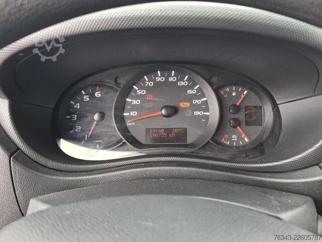 Nutzfahrzeug mit Kofferaufbau und Ladebordwand RENAULT MASTER 2.3 DCI 130 - E6c  - 20 M3 - LIFT