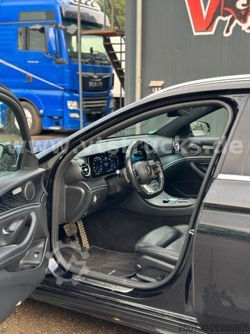 Minibus MERCEDES-BENZ E-Klasse T-Modell E 300 de 4Matic Leder