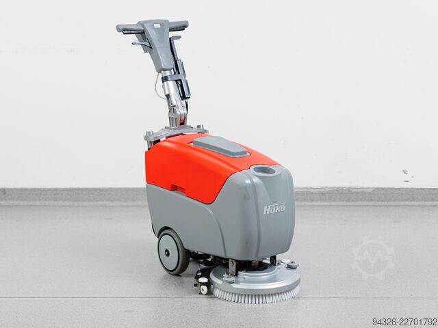 HAKO SCRUBMASTER B12 TB380 НОВЫЕ АККУМУЛЯТОРЫ Hako Scrubmaster B12 TB380 - 2022y