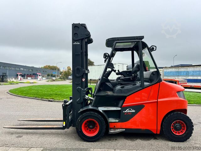 四轮叉车 Linde E70-1