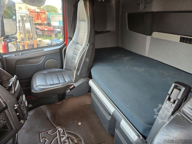 Tractora standard VOLVO FH500 / Holzkran Epsilon S270L / 70000 Kg GG