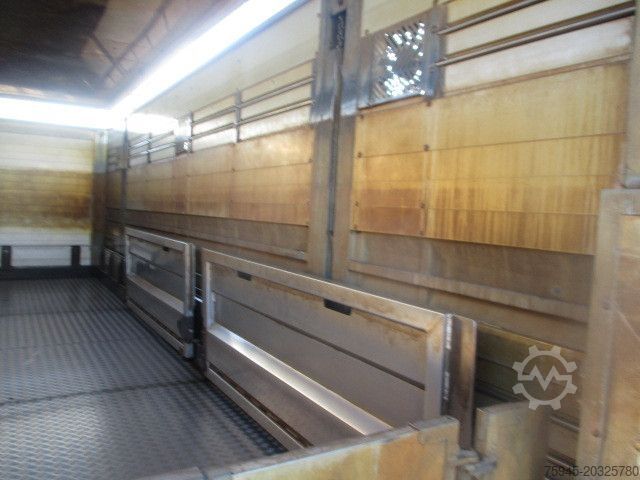 Camion pentru transport bovine MAN TGS26.360 6x2-2LL,2-Stock,Lift-/Lenkachse,360EEV