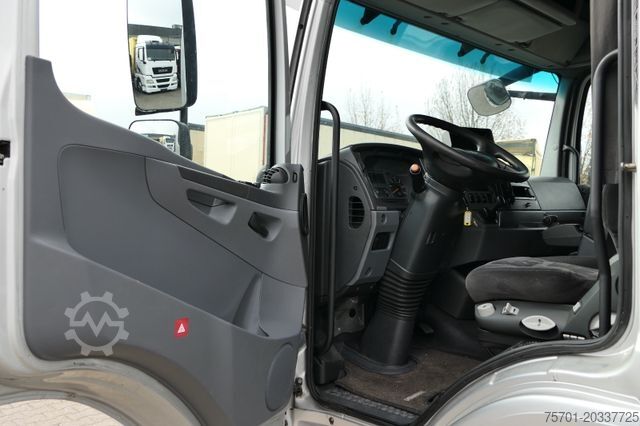 شاحنة نقل سيارات مغلقة MERCEDES-BENZ Atego 822 Autotransporter Geschoss. Automatik