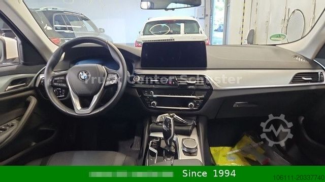Minibuss BMW 520 d xDrive Touring Business Leder