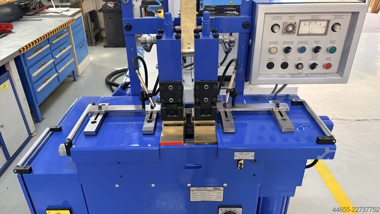 Saldatrice per lame di sega a nastro iDEAL BAS 120