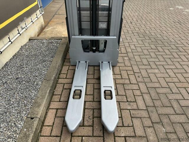 VS-22443 Gerbeur électrique triplex Still EXVSF14 année 2018 STILL EXVSF14
