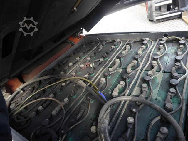 电动四轮叉车 Linde E50HL-01/600