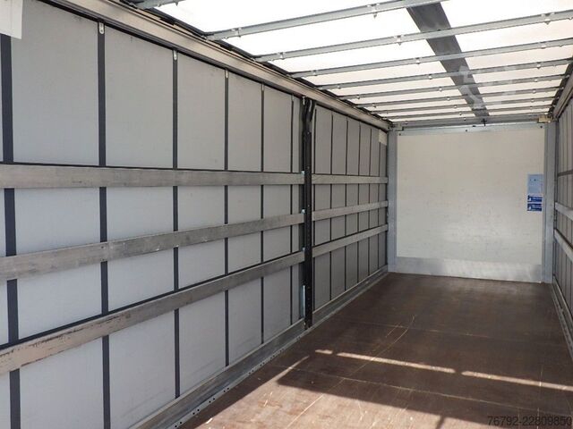 Lastebil med plan MERCEDES-BENZ 1330 L Atego4 Pritsche 7,2m/LBW/Edscha/AHK/Klima