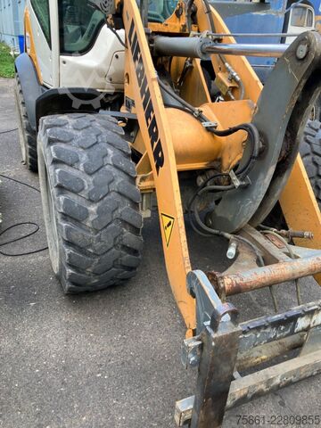 Wheel loader LIEBHERR L506C