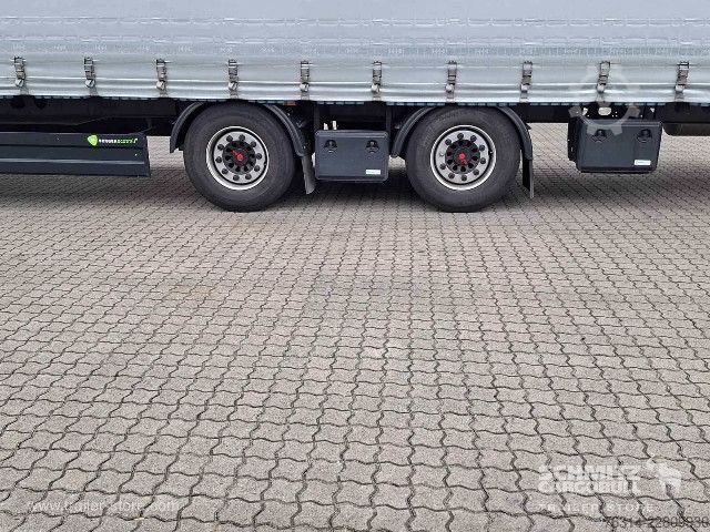 Semirimorchio con telone Berger Curtainsider Mega Getränke