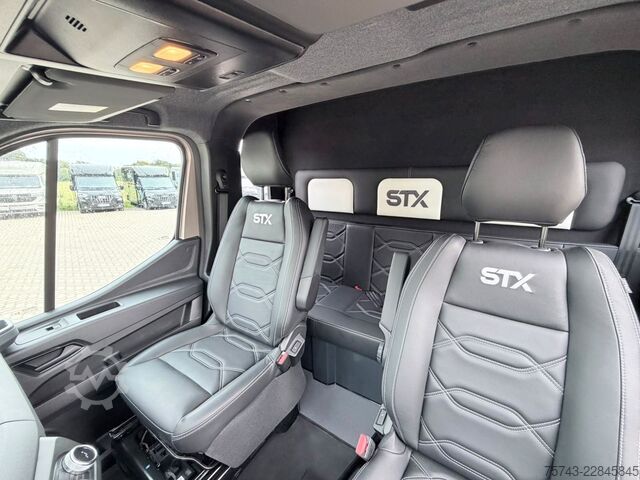 Prijevoznik stoke RENAULT Master STX 5 Sitzer Haras ex. Lang