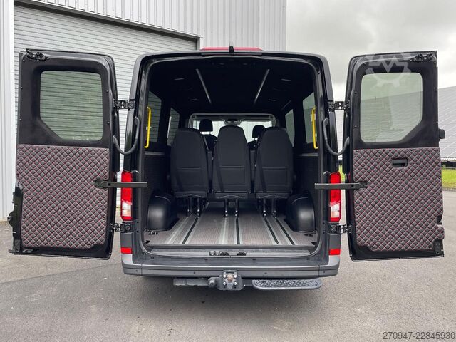 Kleinbus MAN TGE 3.180 Kombi L3H2 LEDER STANDH ACC NAVI SITZH