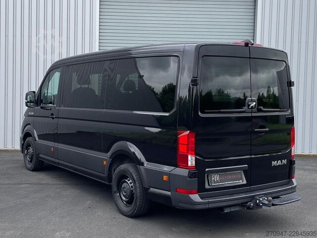 Kleinbus MAN TGE 3.180 Kombi L3H2 LEDER STANDH ACC NAVI SITZH