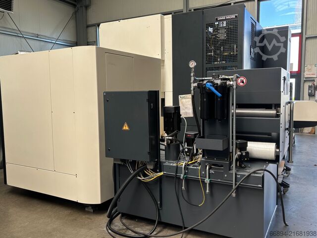 Universal-Bearbeitungszentrum DMG MORI DMC 65 MonoBlock mit RS3