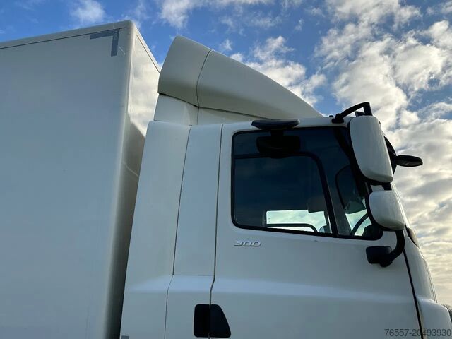 Koper DAF CF 300 CF 300.18 EURO6. 2018. 215dkm. 750x249x260