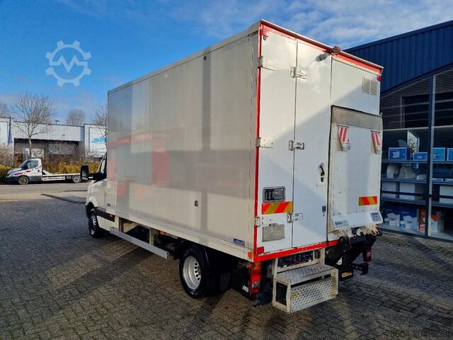 Closed box Mercedes-Benz Sprinter 513 CDI Koffer 21kub 130 pk Euro 5B GV...