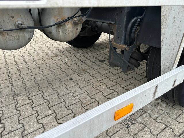 Transport av containere Van Hool 20FT ADR CHASSIS / empty weight 3.300kg / SAF D...