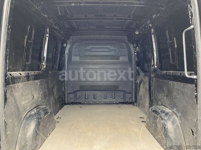 Skåpbil MERCEDES-BENZ Sprinter 211 kompakt Worker 1.HAND (0046)
