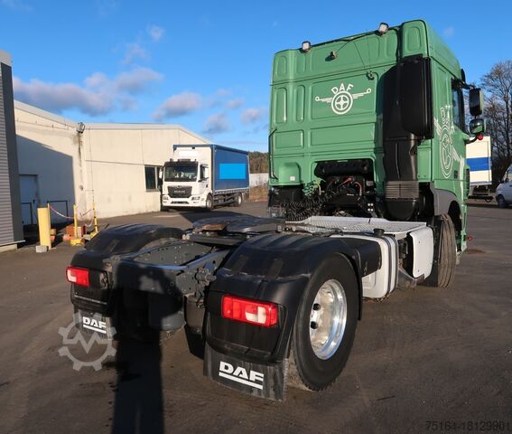 Njësia standarde e traktorit DAF XF 480 4x2