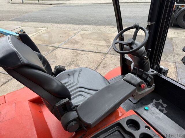 Electric 4-wheel forklift Carer R654 SPED