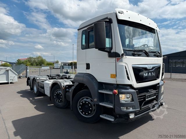 Vörubílarammagerð MAN TGS 35.360 8x2  3- Lenkachsen