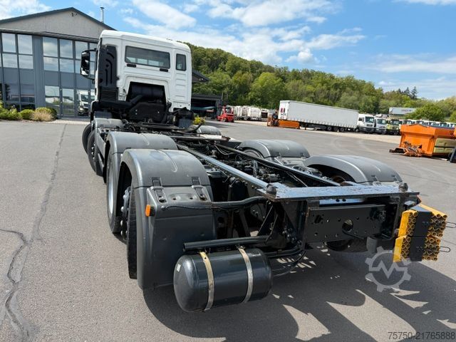 Vörubílarammagerð MAN TGS 35.360 8x2  3- Lenkachsen