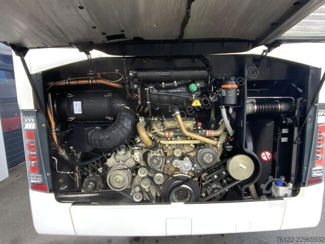 観光バス Mercedes-Benz Tourismo L 17 RHD