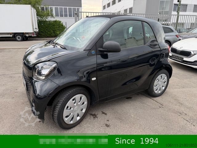รถตู้ SMART ForTwo Automatik coupe electric drive / EQ