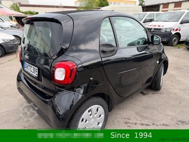 รถตู้ SMART ForTwo Automatik coupe electric drive / EQ