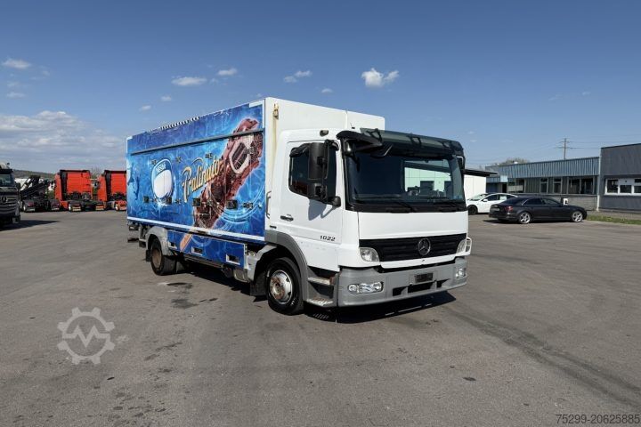 Rashladni kamion Mercedes-Benz Atego 1022 Kühlkoffer+HB/Swiss-Vehicle